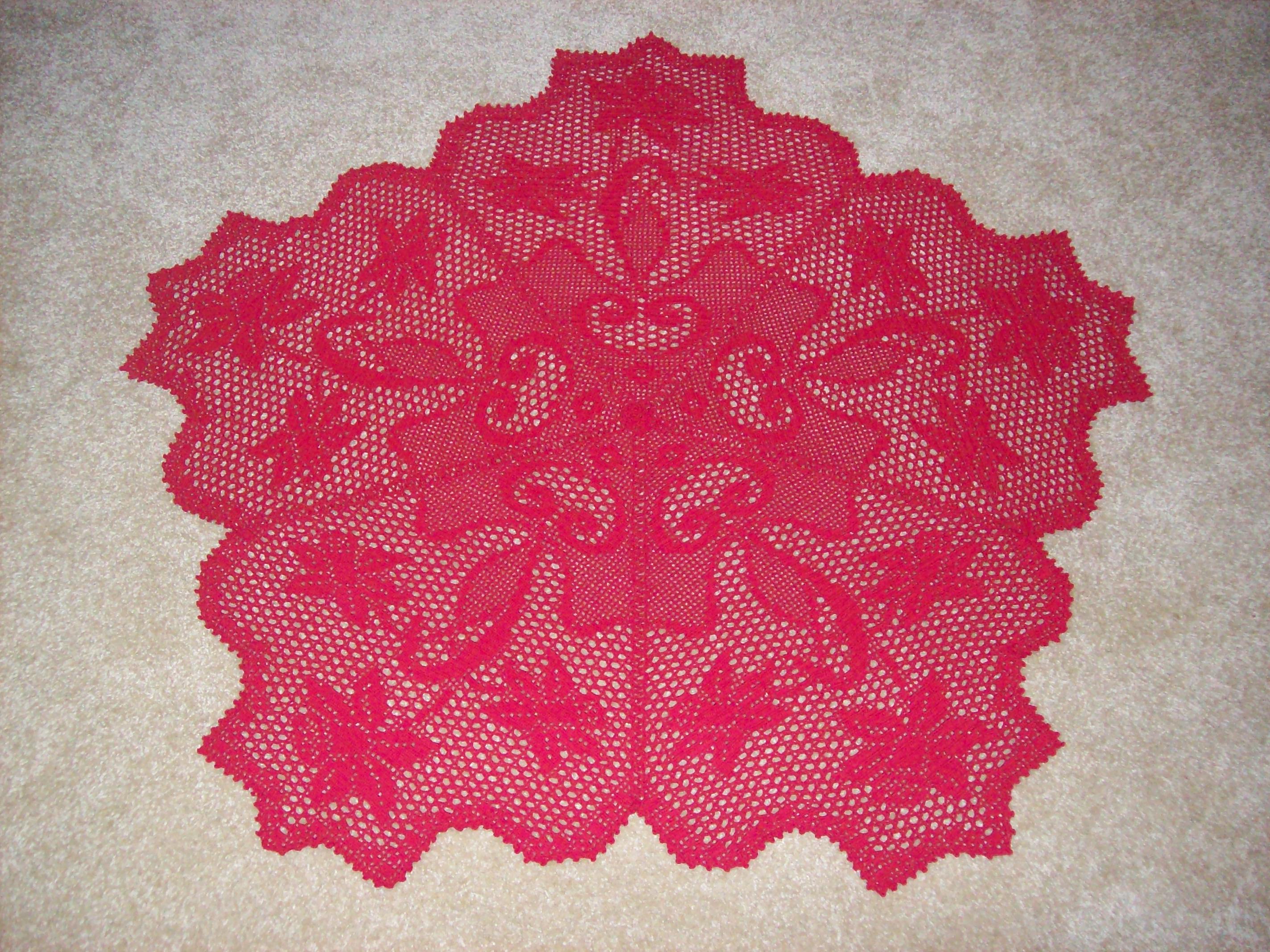 Daffodil Table Topper